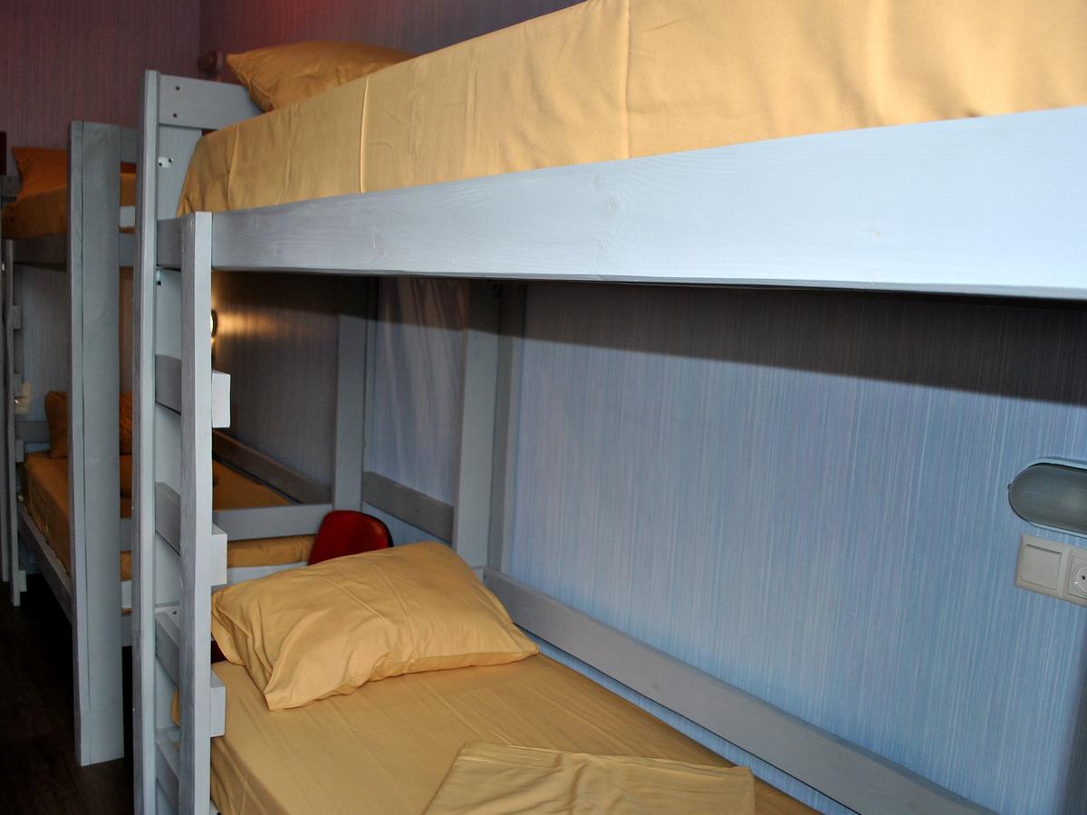 Hostel Darnitsa1 Kiev Ngoại thất bức ảnh