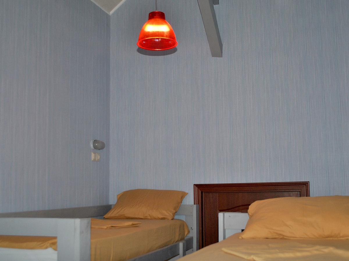 Hostel Darnitsa1 Kiev Ngoại thất bức ảnh