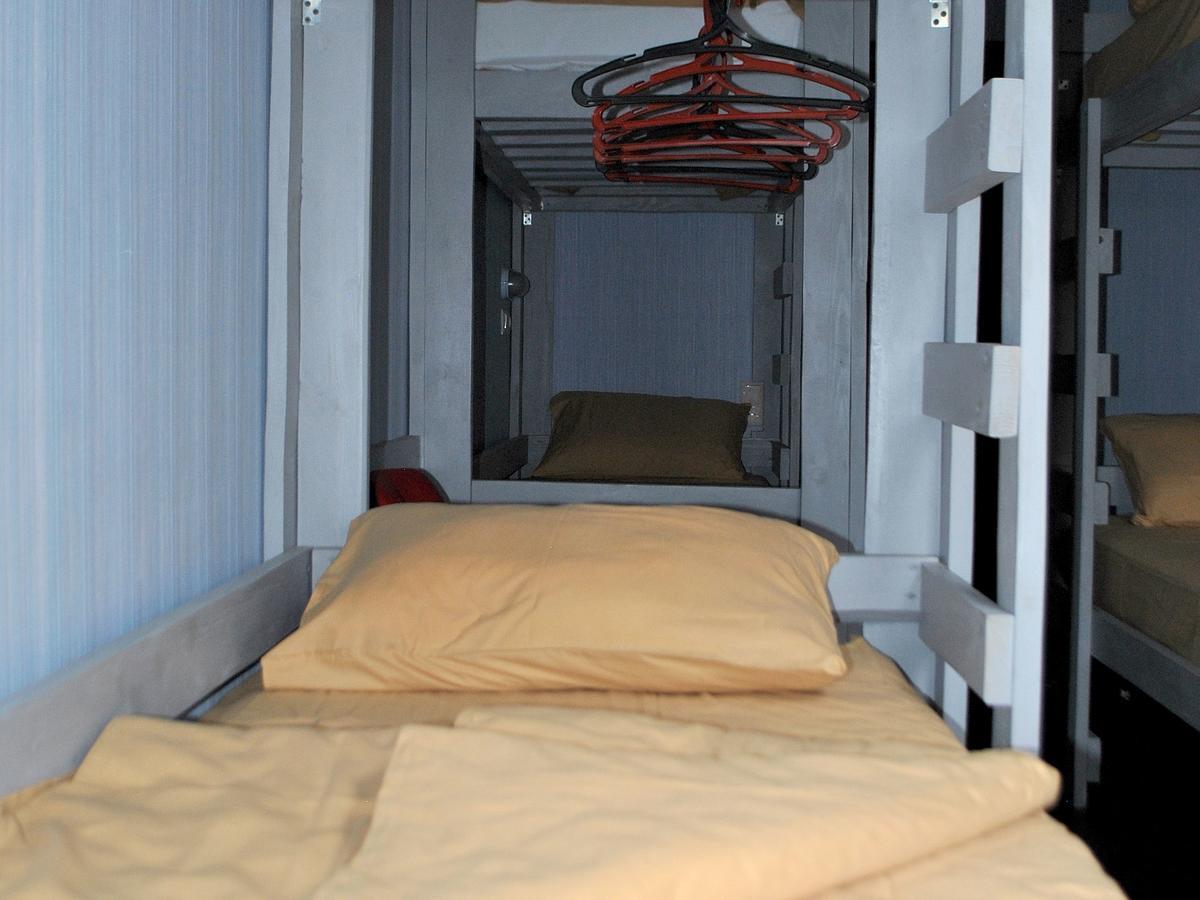 Hostel Darnitsa1 Kiev Ngoại thất bức ảnh