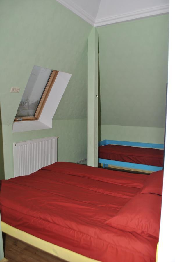 Hostel Darnitsa1 Kiev Ngoại thất bức ảnh