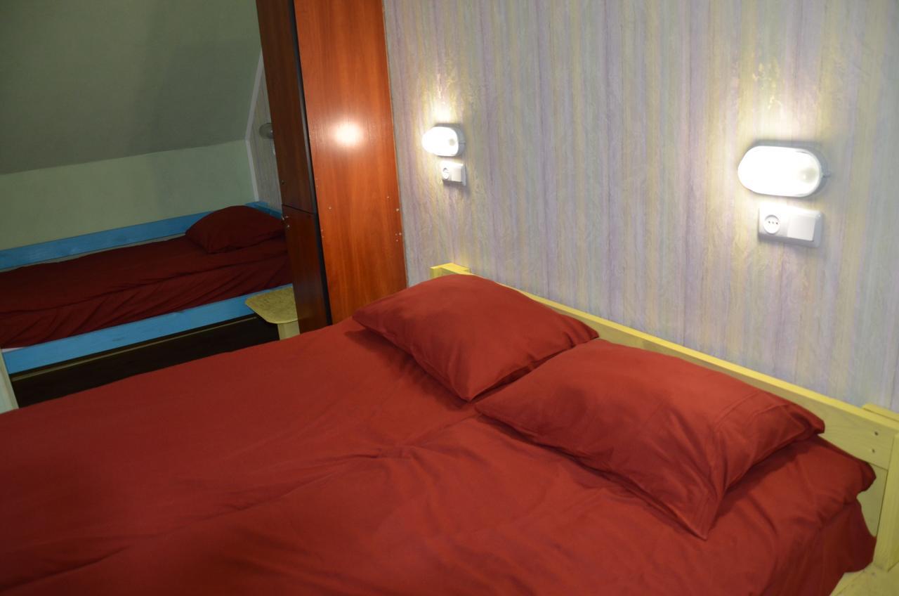 Hostel Darnitsa1 Kiev Ngoại thất bức ảnh